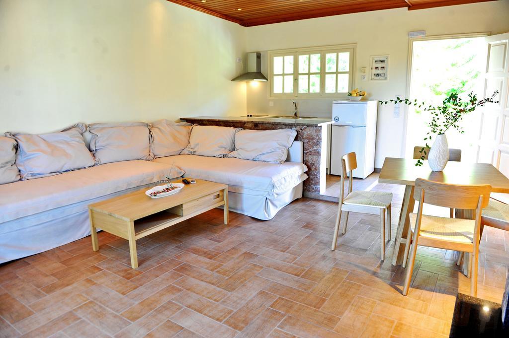 Vkastri Aparthotel Vasiliki  Ngoại thất bức ảnh